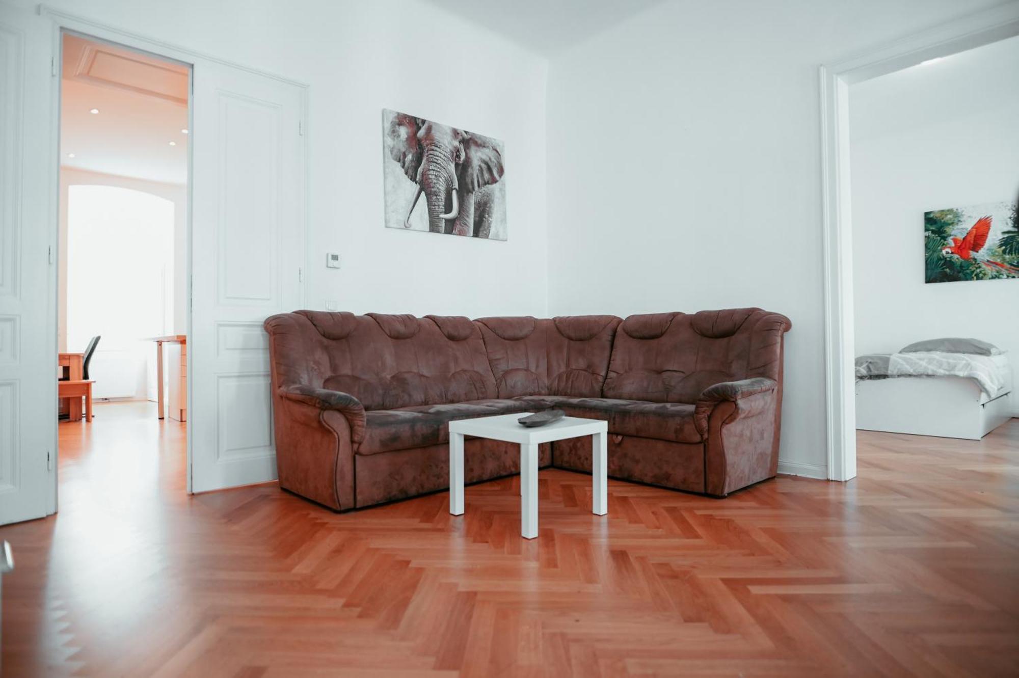 Raimond Apartment Ottakring Top 14 Виена Екстериор снимка