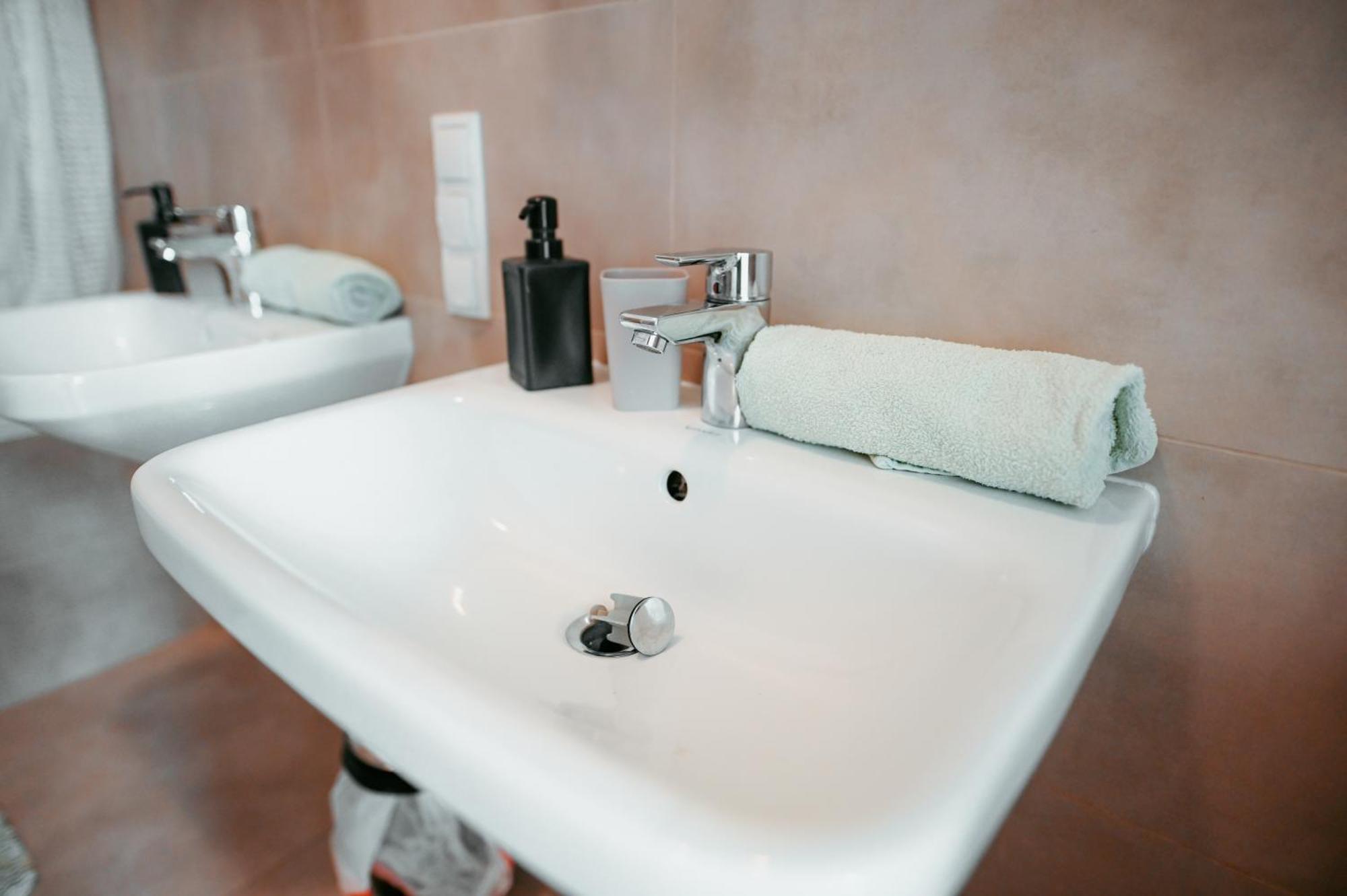 Raimond Apartment Ottakring Top 14 Виена Екстериор снимка