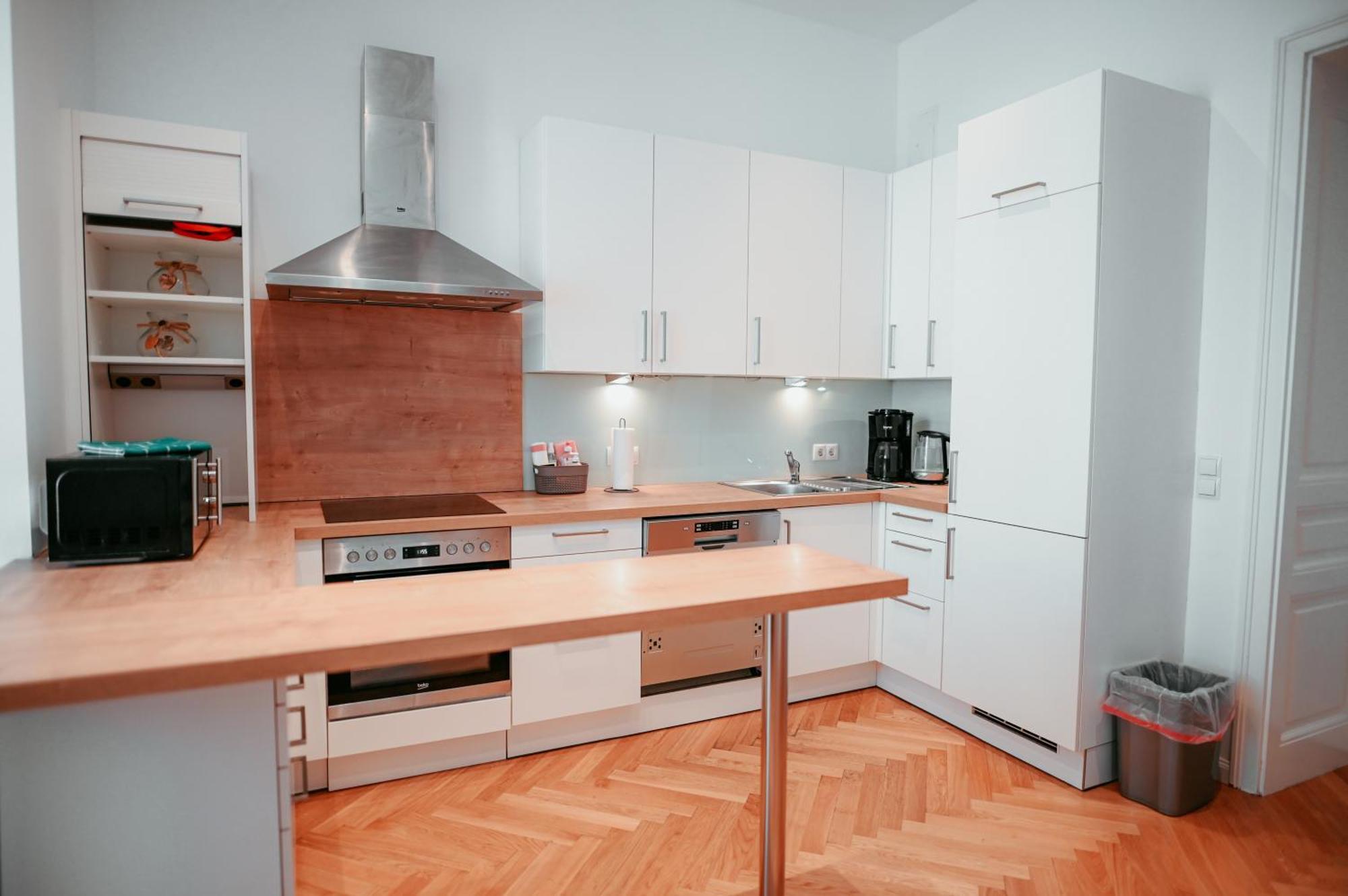 Raimond Apartment Ottakring Top 14 Виена Екстериор снимка