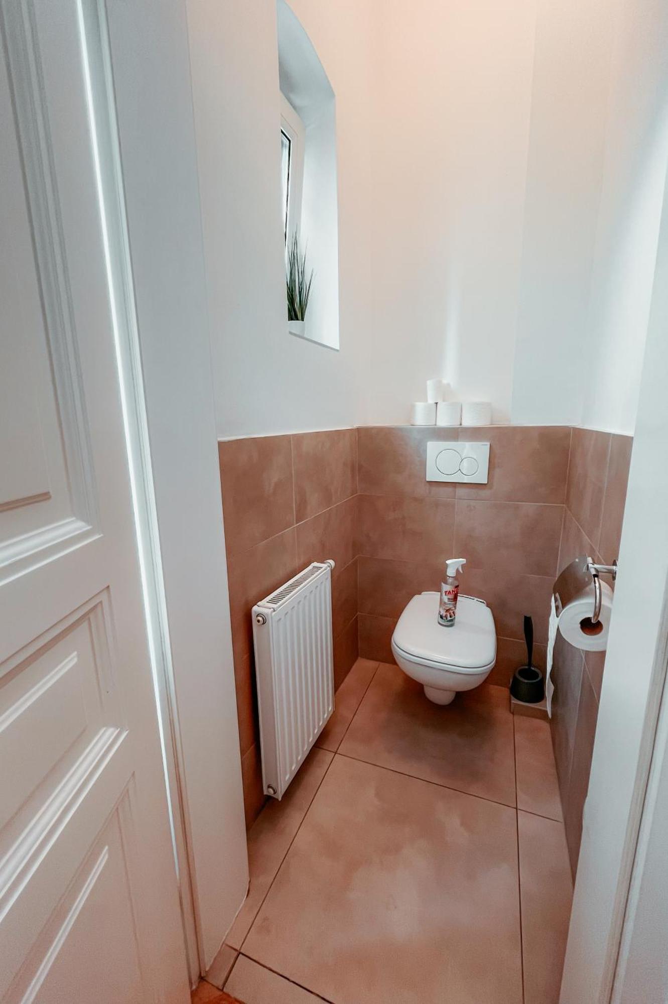 Raimond Apartment Ottakring Top 14 Виена Екстериор снимка